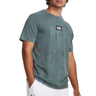 Under Armour T-shirt elevated core