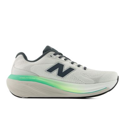New Balance 860 v15